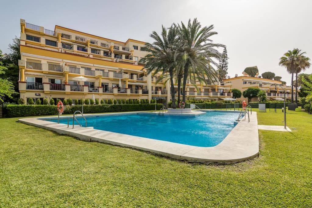 Oleholidays 535 Romana Playa Con Vistas Al Mar Марбелья Экстерьер фото