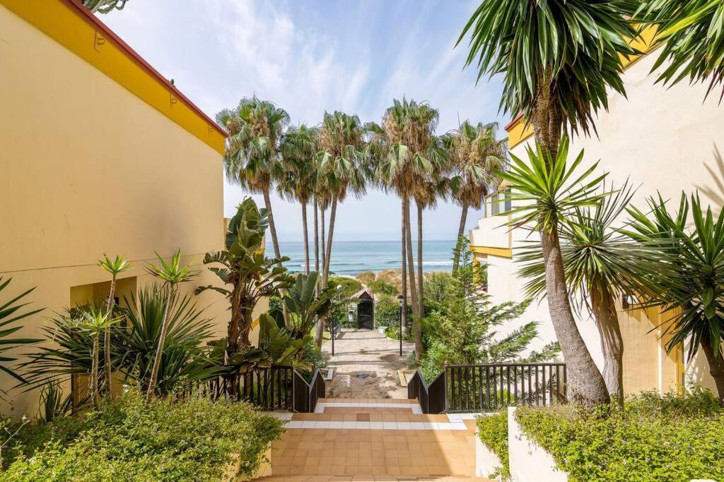 Oleholidays 535 Romana Playa Con Vistas Al Mar Марбелья Экстерьер фото